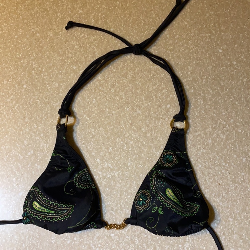 Super fun bikini top